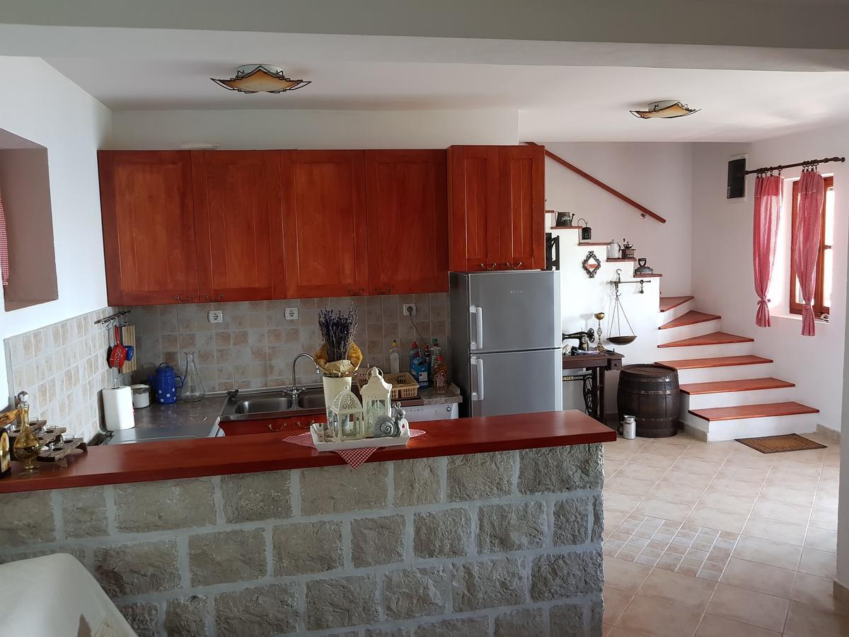티바트 Casa Di Lukovic II 빌라 외부 사진