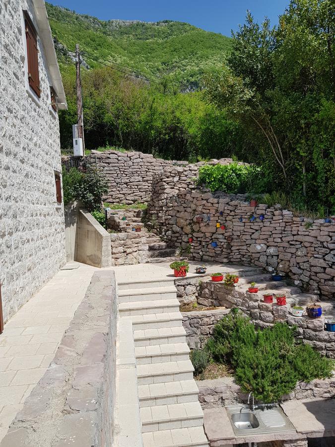 티바트 Casa Di Lukovic II 빌라 외부 사진