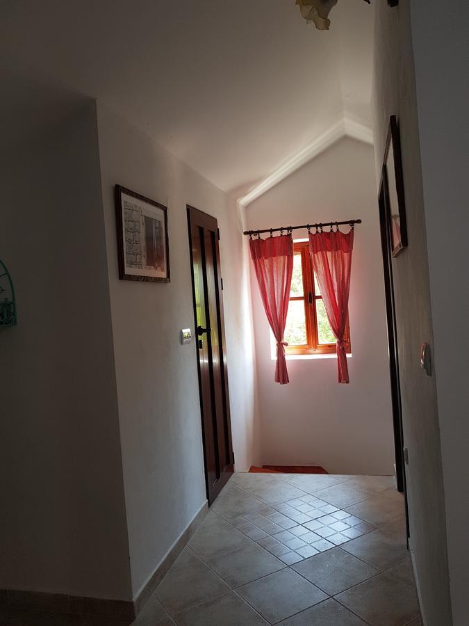 티바트 Casa Di Lukovic II 빌라 외부 사진